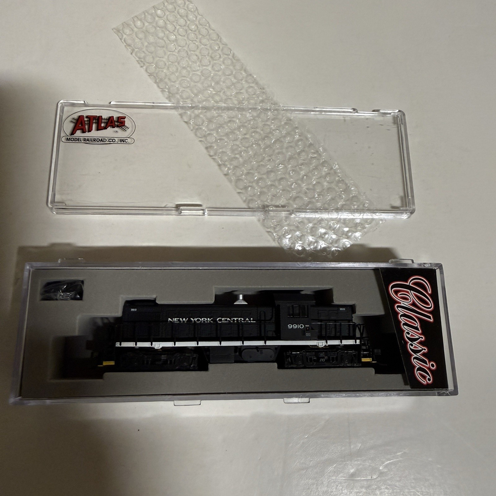 BRAND NEW Rare Atlas N Scale Locomotive RS-1 44078 New York Central 9910 Classic