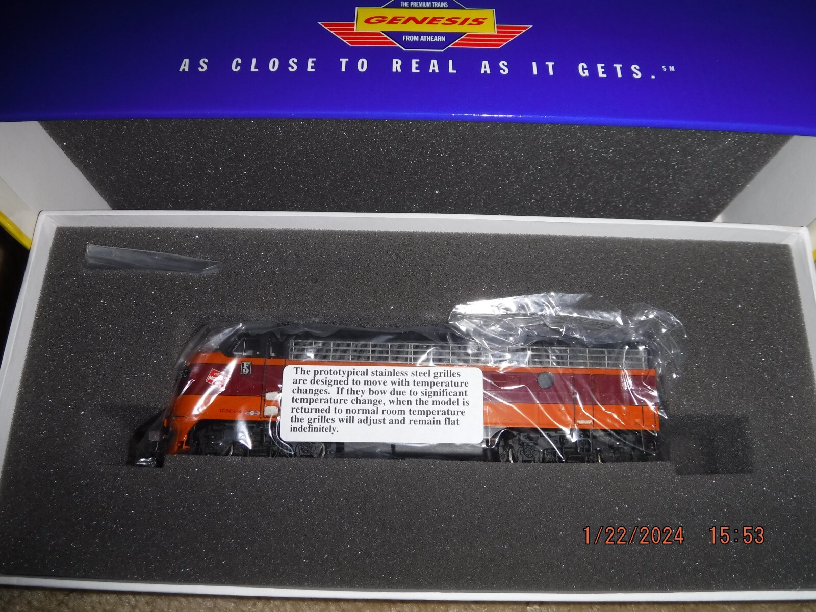 GENESIS HO MILWAUKEE ROAD LOCOMOTIVE SET F9A& F9B 85C & 85D G32000&01 BRAND NEW!