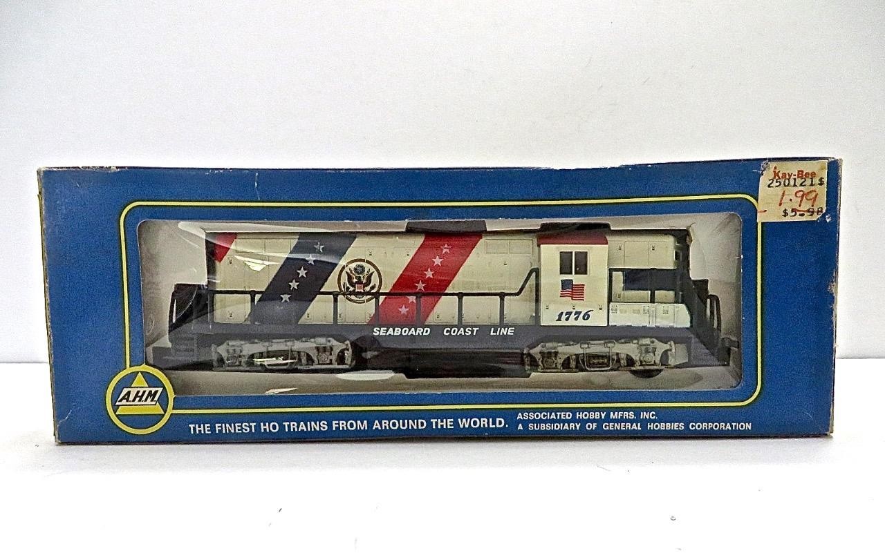 HO AHM 1776 SEABOARD COAST LINE GP-18 Dummy Diesel New Old Stock Low Ship Cost