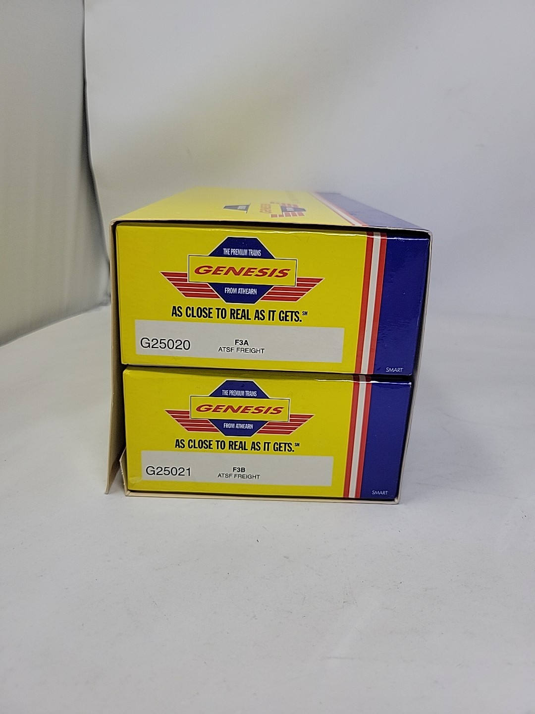 HO Scale Athearn Genesis 0G2502A ATSF Santa Fe F3 A/B Diesel Locomotive Set
