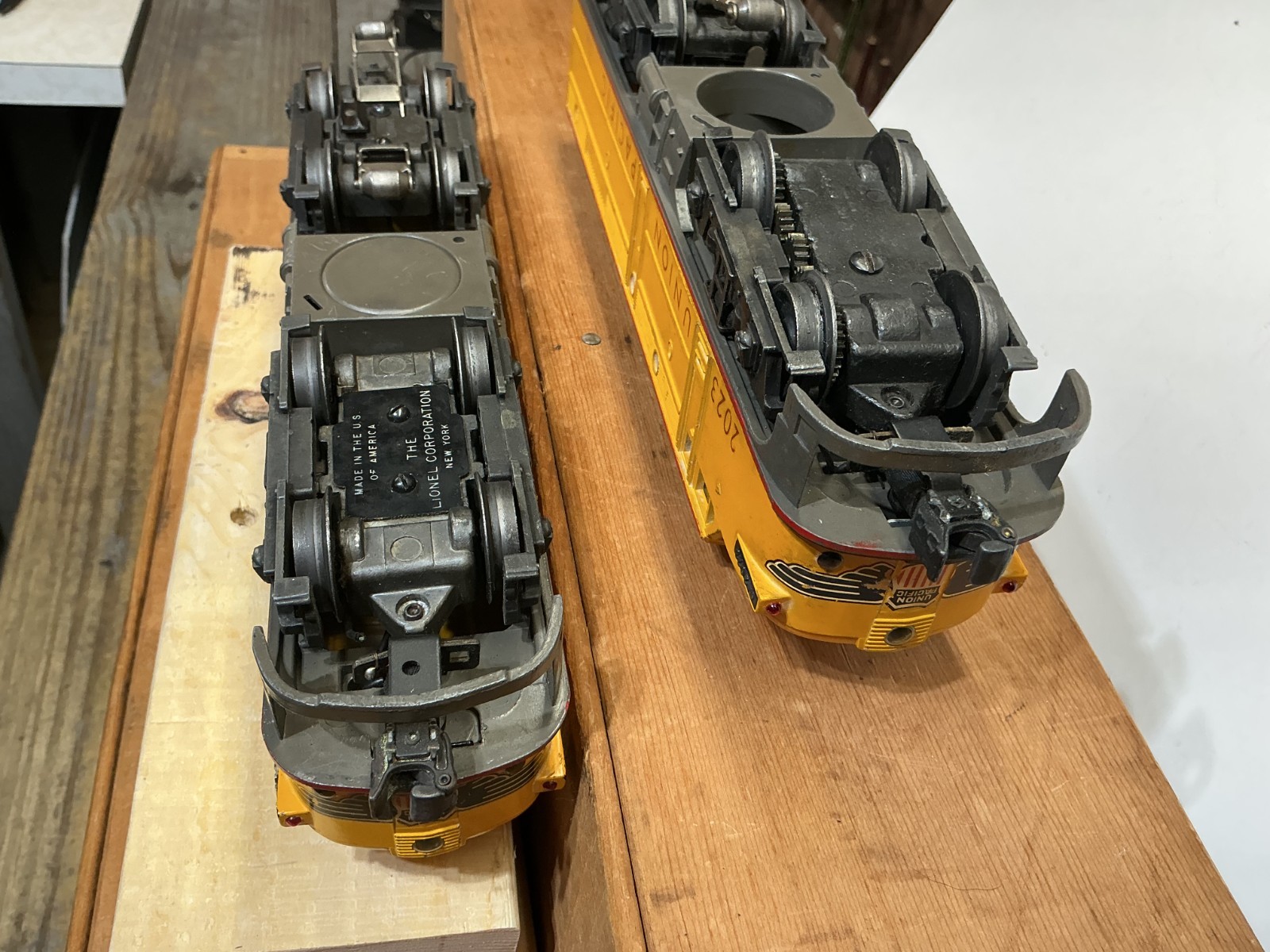 Lionel 2023 Union Pacific Alco AA Diesel Locomotive Set