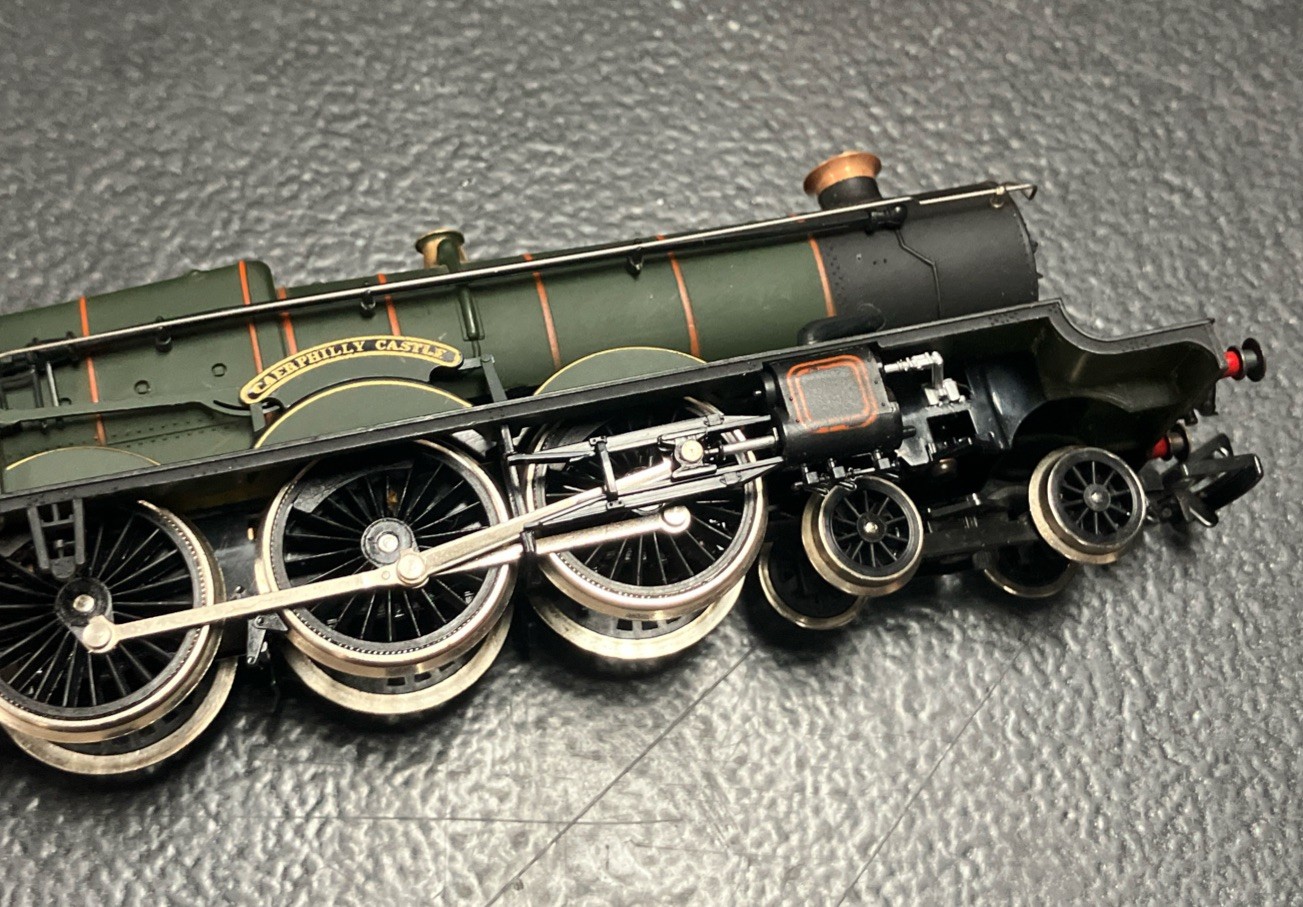Airfix GMR 54124-2 GWR 4073 Caerphilly Castle Class 4-6-0 Boxed OO Gauge Exc.