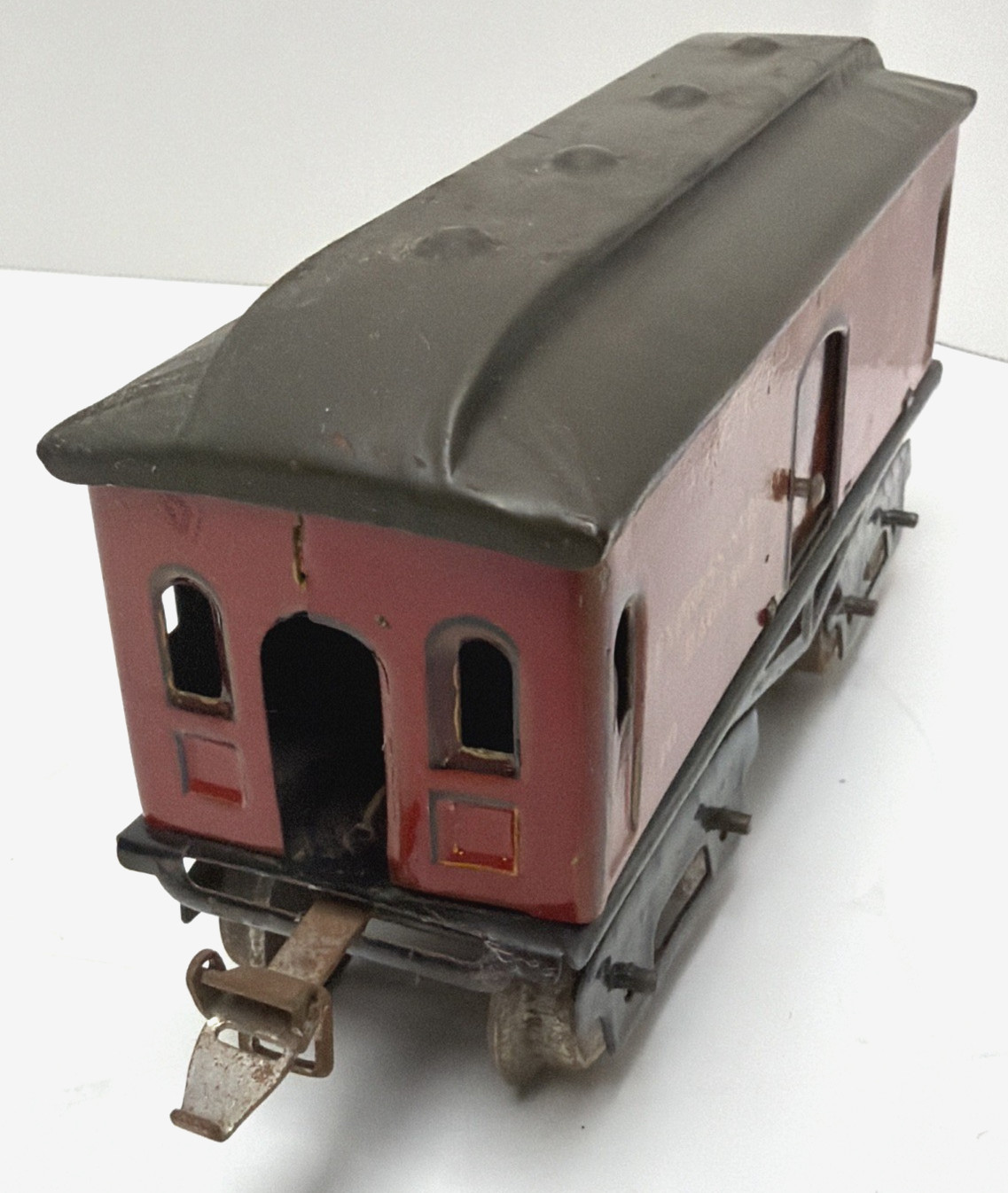 IVES PREWAR O-GAUGE #70 BAGGAGE CAR #1