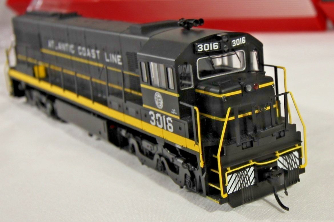 Rivarossi HR2538 GE U25C Phase IIIb. Atlantic Coast Line ACL #3016 NEW Boxed