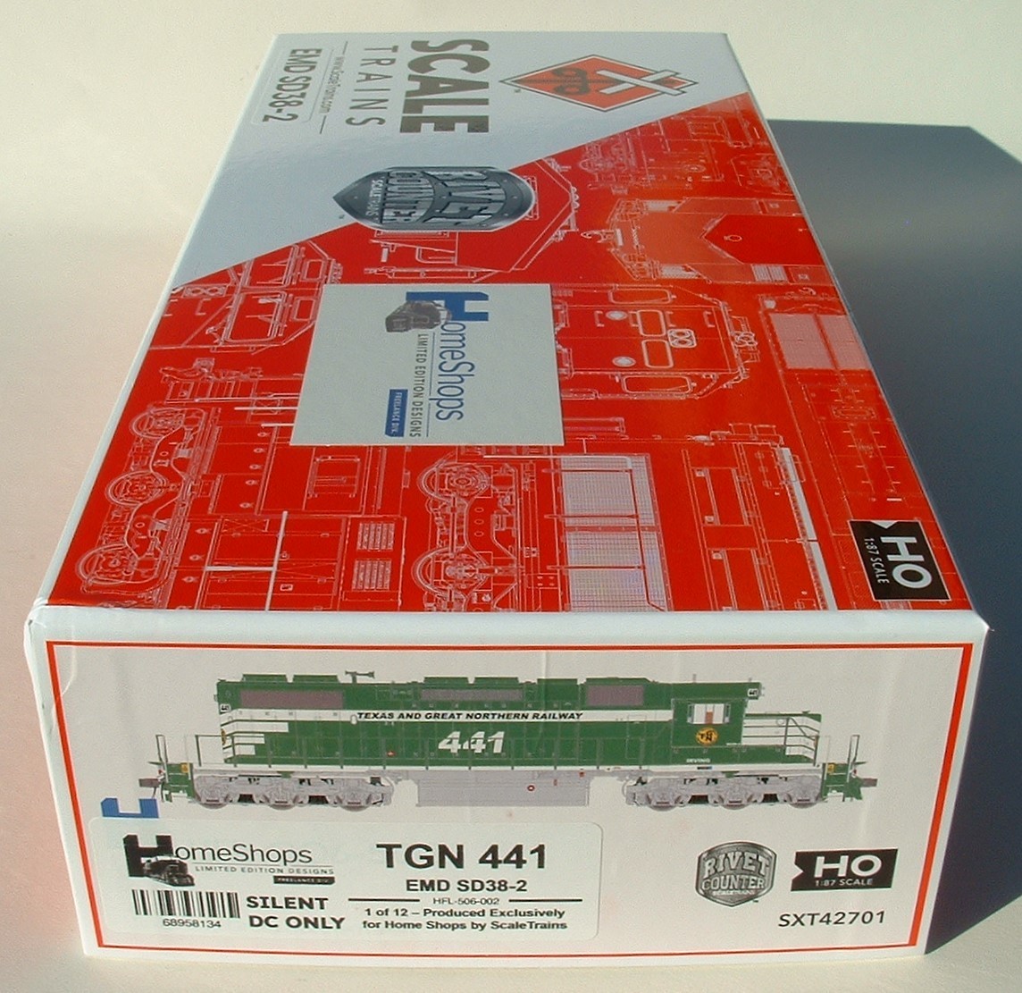 HO Scale Trains Texas & Great Northern SD38-2 locomotive #441 Home Shops NEW NIB