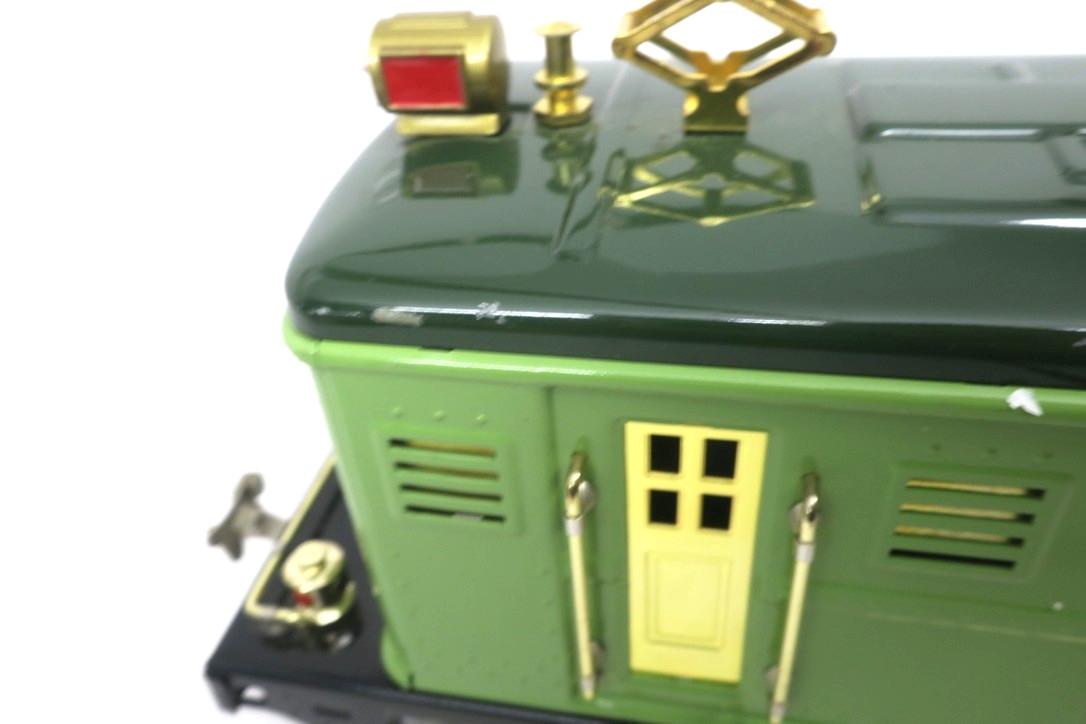 MTH 10-1066-0 Standard Gauge 2-Tone Green 9E Electric Locomotive 10-1068 3 & 1