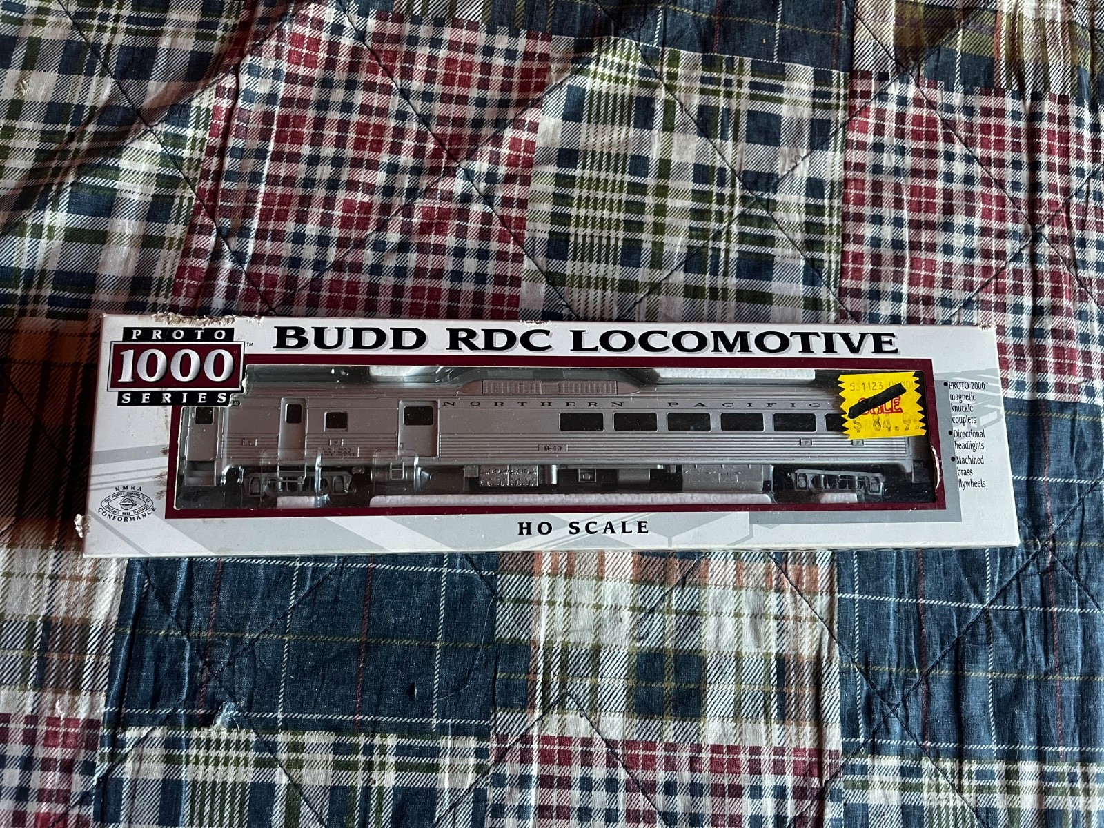 New Old Stock HO Scale Locomotive Proto 1000 Series Northern Pacific US Mail