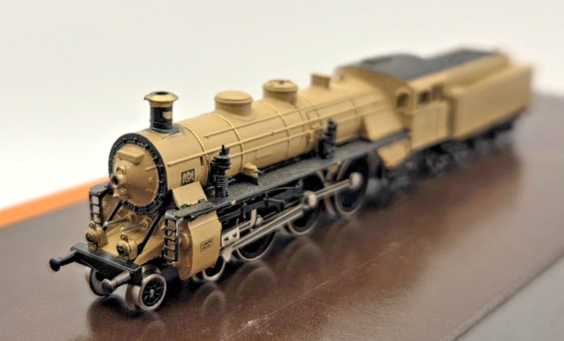 Marklin 8870 4-6-2 Steam Locomotive and Tender