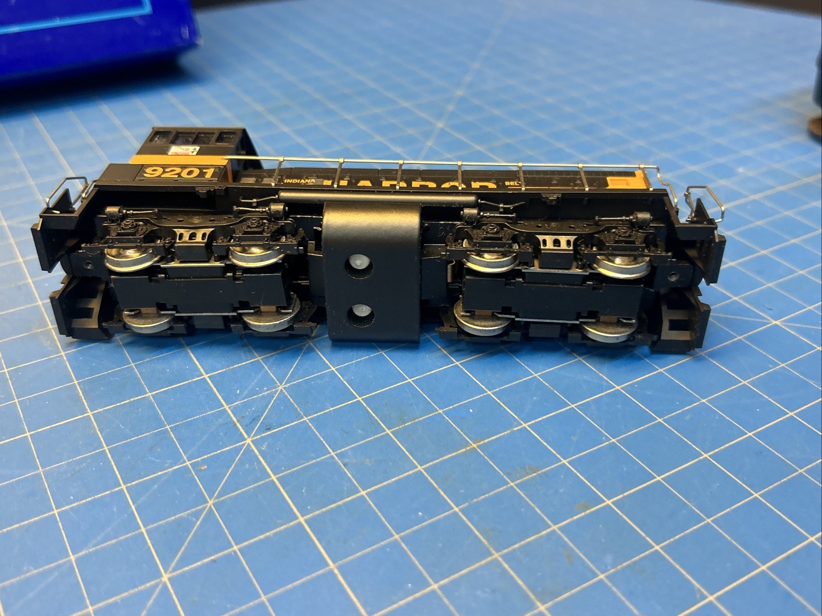 HO GP38-2 & SW1500 Set (Both Powered) IHB Indiana Harbor Belt DC Tested #2213
