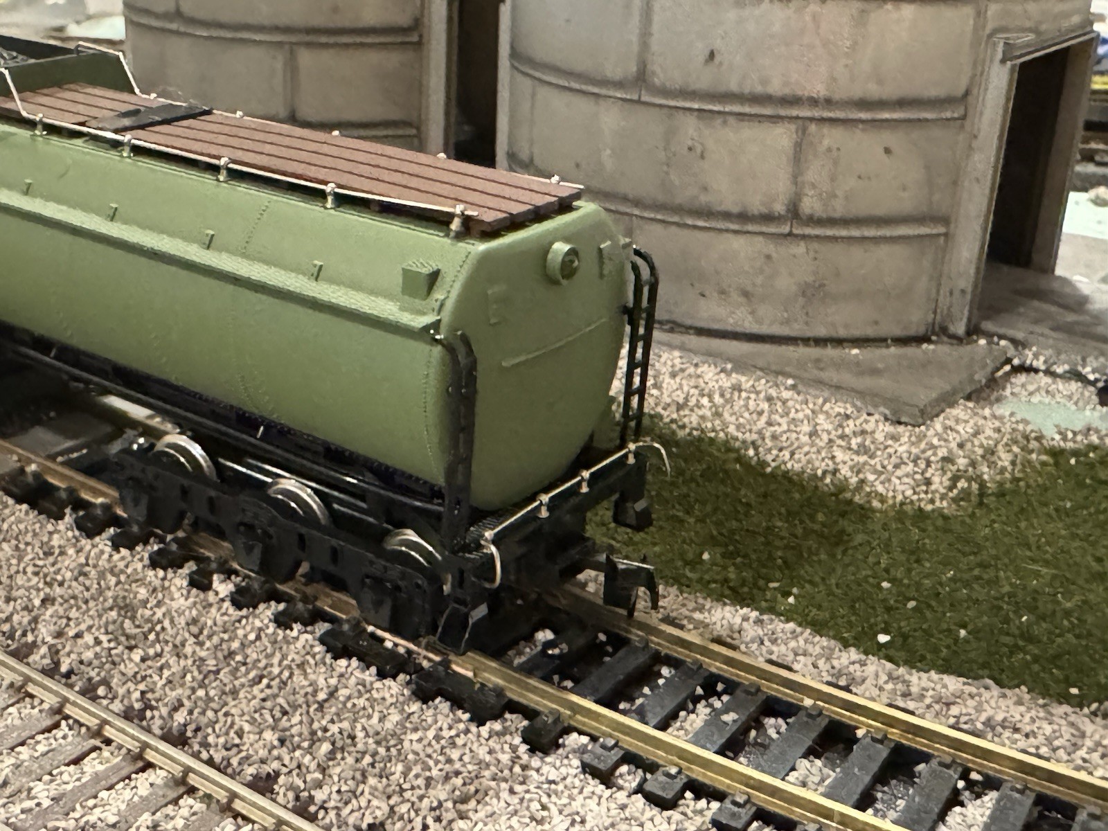 MINT Mehano Powered HO 4-6-4 Steam Engine Canadian National (CN) Rail #5702