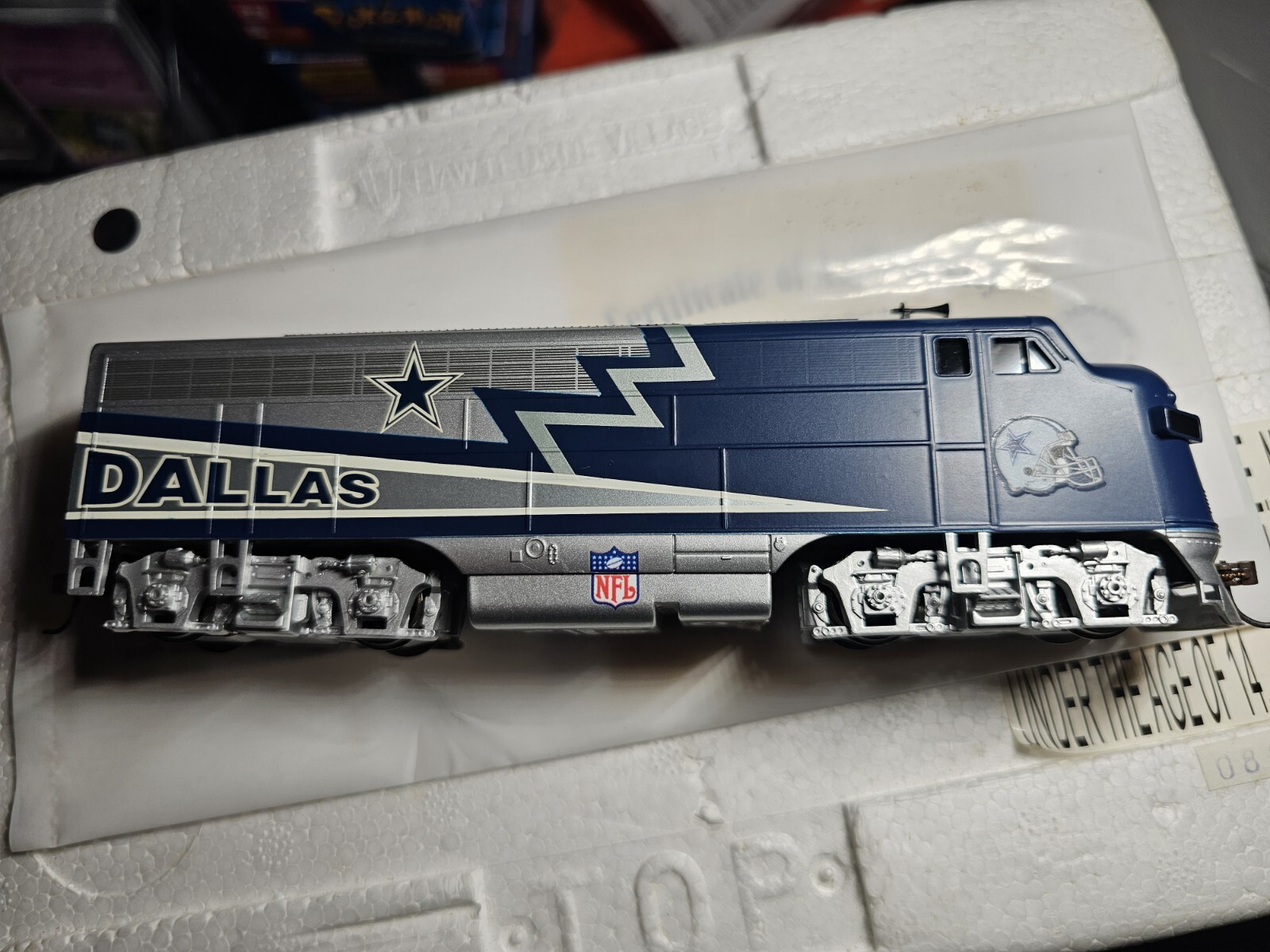 Certified authentic Hawthorne Village Dallas Cowboys train Locomotive With COA