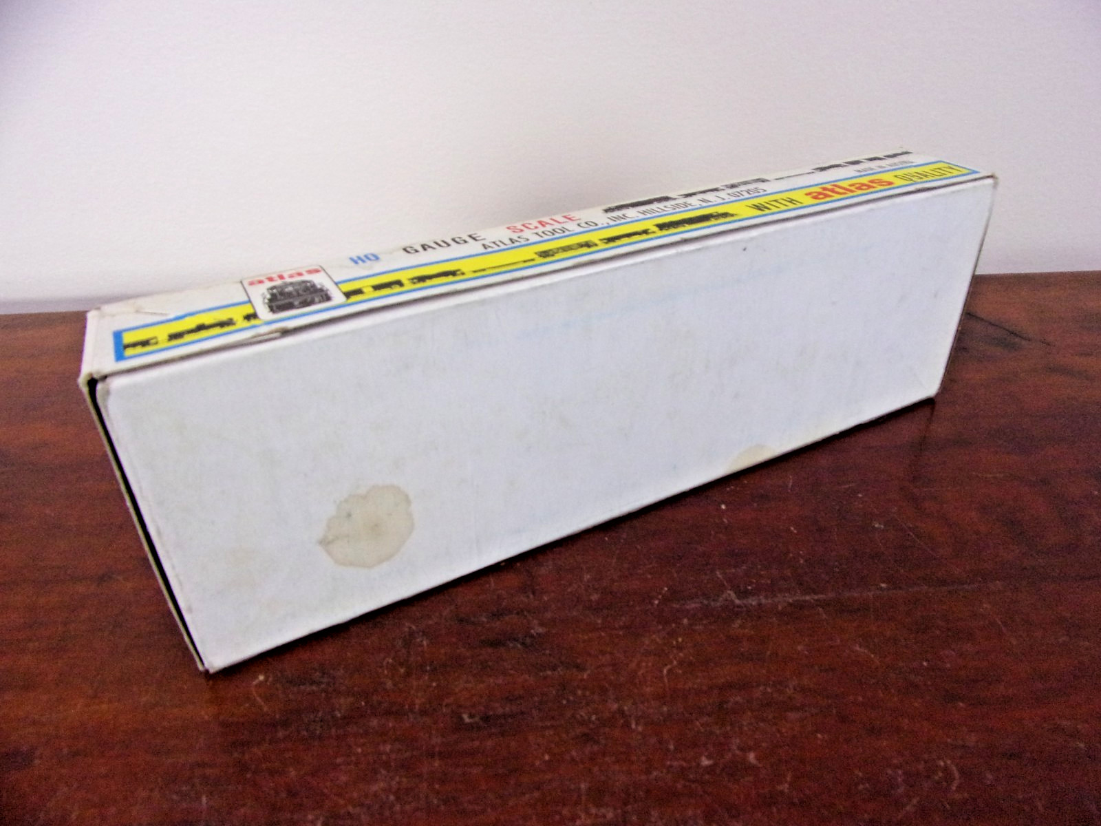 Vintage Atlas SD35 Diesel #7017 Penn Central HO Scale