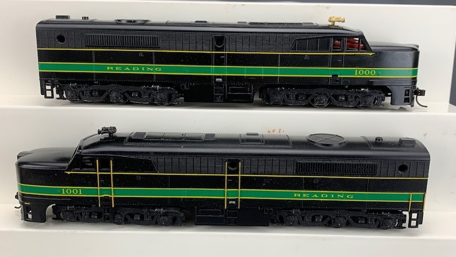 HO Athearn Pair PA1/PA1 Locomotives Reading #1001 & #1000 PWR/DMY HO8387