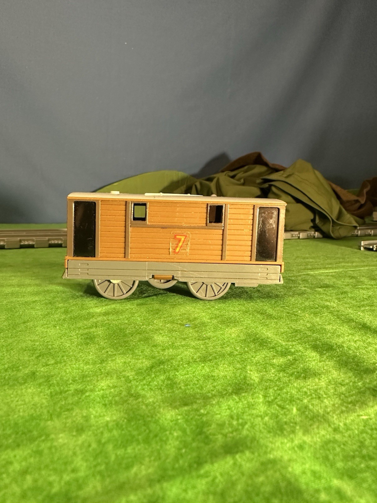 Tomy Thomas & Friends Toby the Tram Engine No. 7 Broken for Parts