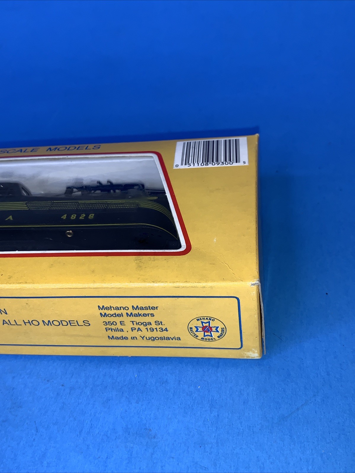 Mehano Pennsylvania Engine #4828 GG-1, In box, Nice condition Black