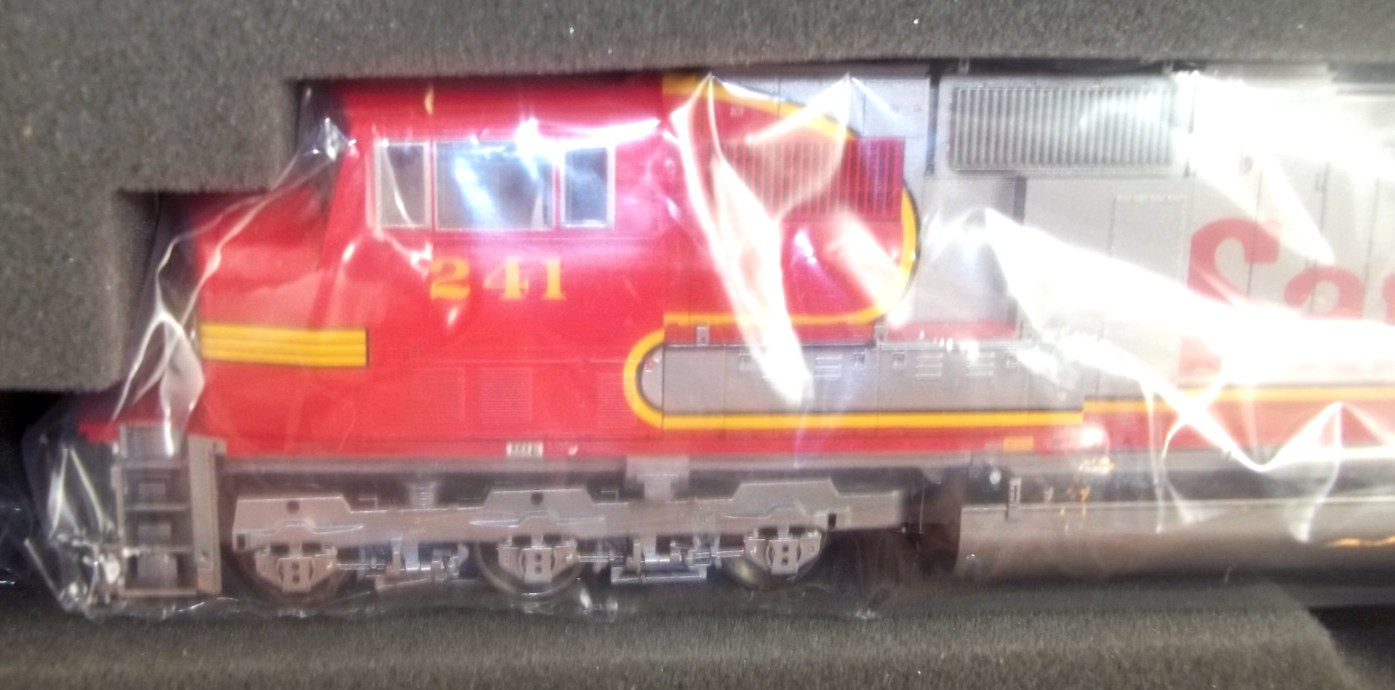 ATHEARN GENESIS HO NEW G6138 #2 SD75M AT&SF SANTA FE 241 OB NEW